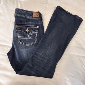 American Eagle Women’s Size 12 Regular Kick Boot Medium Wash Flap back pockets